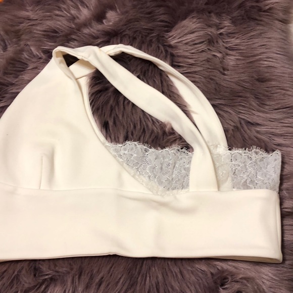 Express Crop Top - Picture 3 of 4